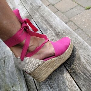 PALOMITAS ankle strap sandals size 6,5-7